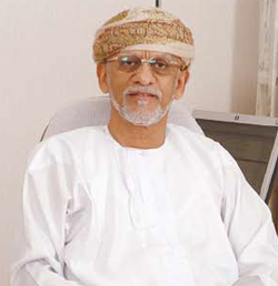  الدكتور عبدالله بن محمد اللمكي